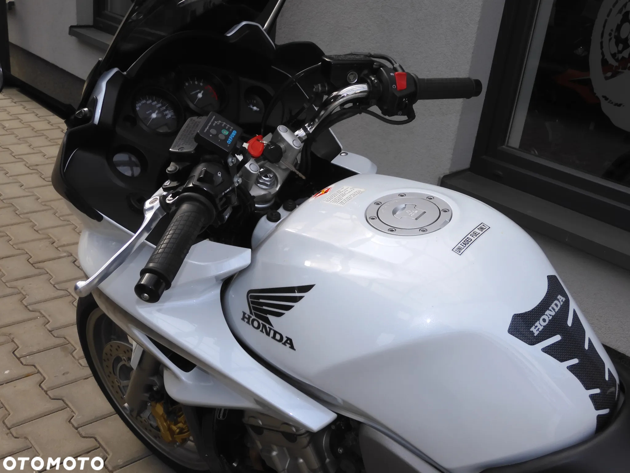 Honda CBF - 28