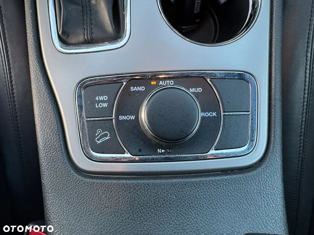 Jeep Grand Cherokee 3.6 V6 Laredo - 32