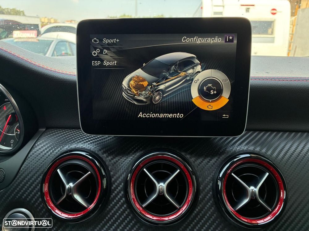 Mercedes-Benz A 45 AMG 4-Matic - 33
