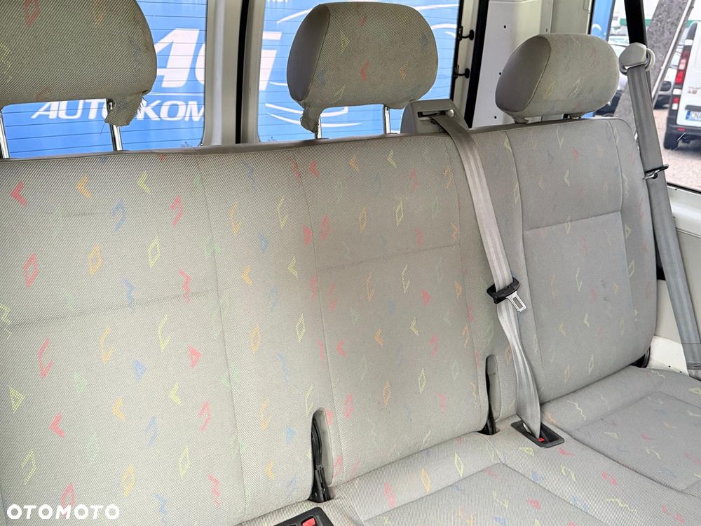 Volkswagen Transporter - 15