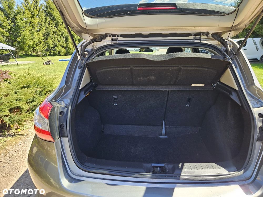 Nissan Pulsar 1.5 dCi Tekna EU6 - 10