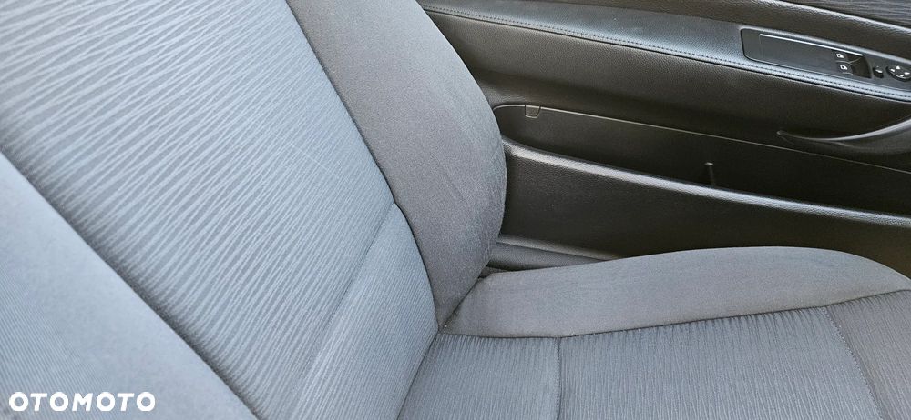 BMW Seria 1 118d - 19