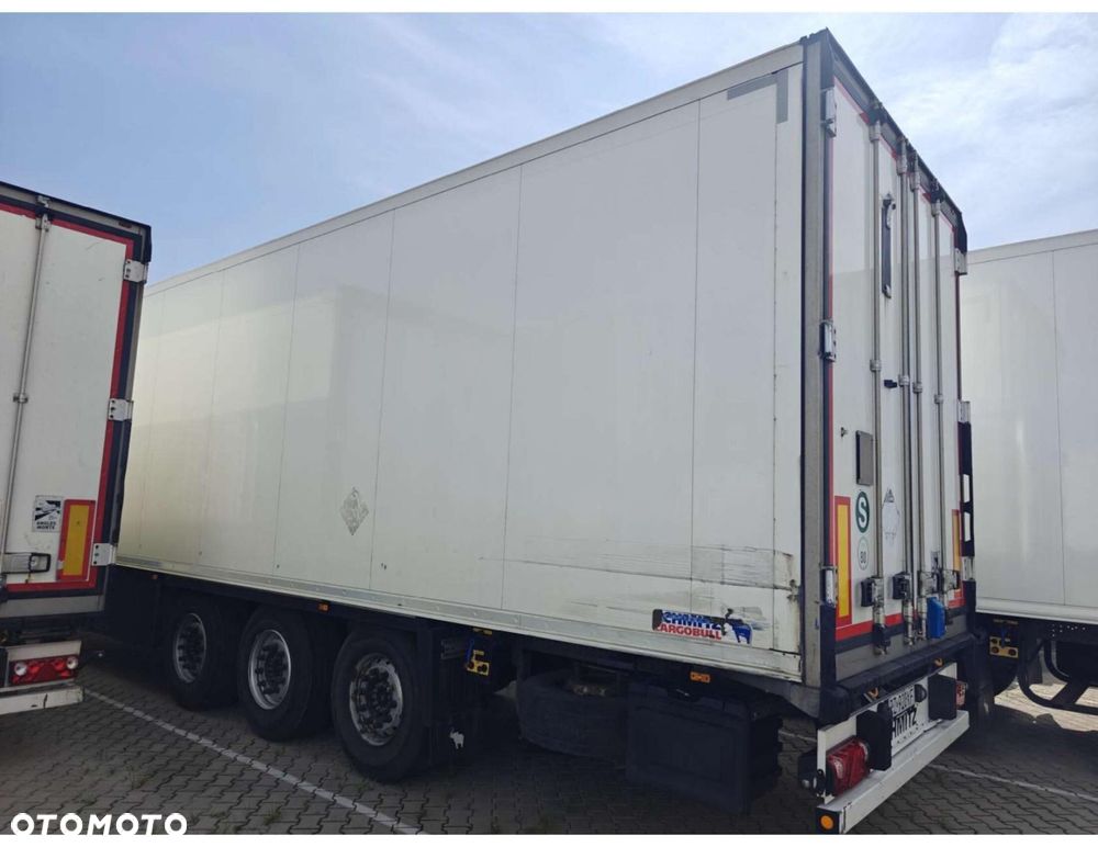 Schmitz Cargobull SKO FP 60 ThermoKing SLXi 300 - 3