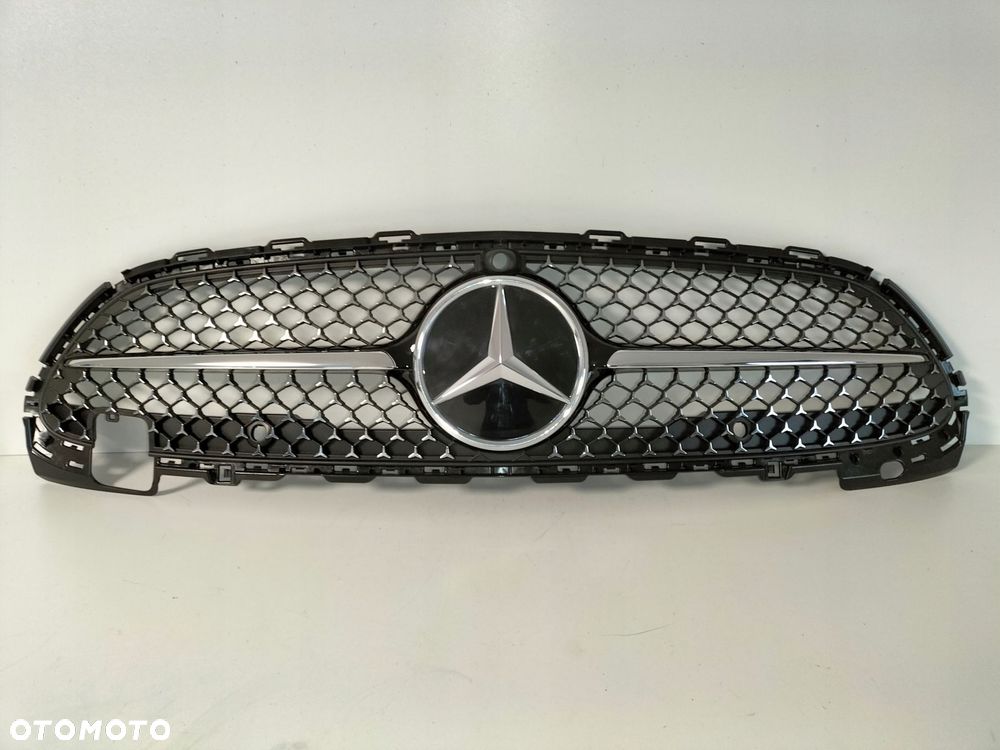 atrapa kratka grill mercedes c klasa w206 21- amg - 1