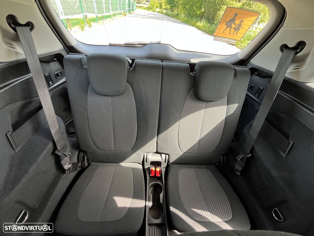 BMW 216 Gran Tourer d Aut. Luxury Line - 8