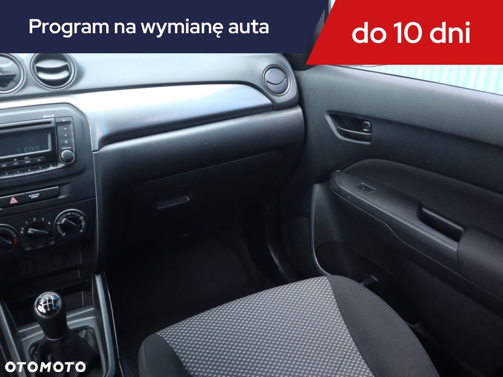 Suzuki Vitara - 10