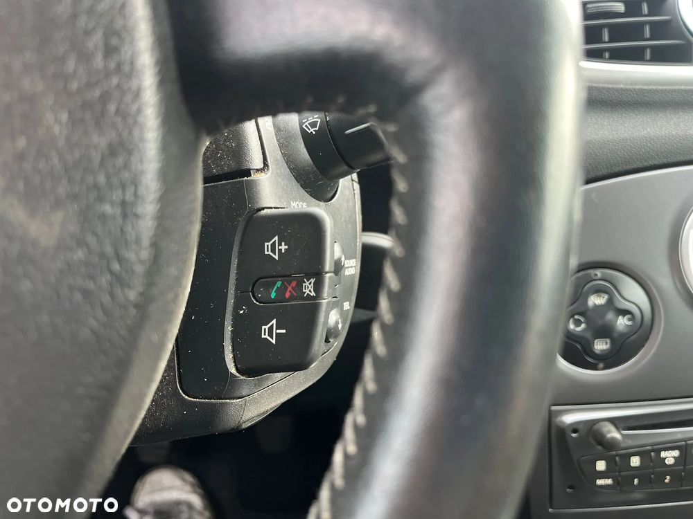 Renault Clio 1.2 16V 75 Dynamique - 15