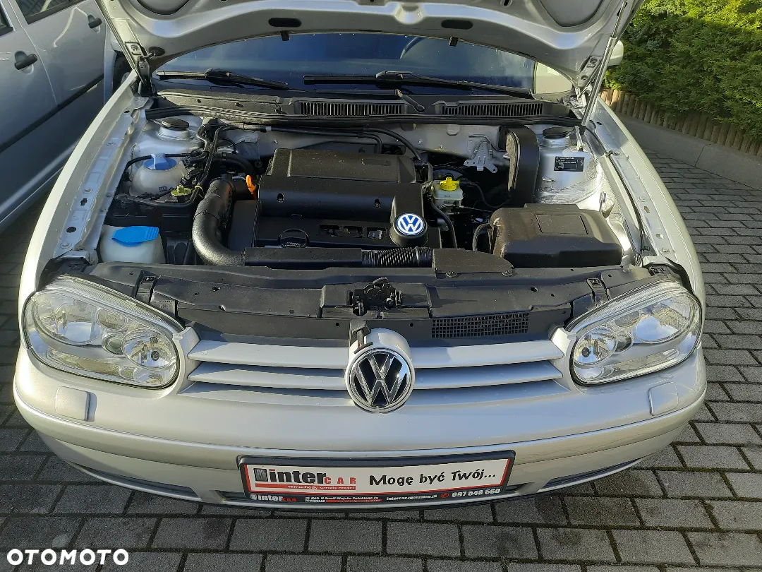 Volkswagen Golf - 16