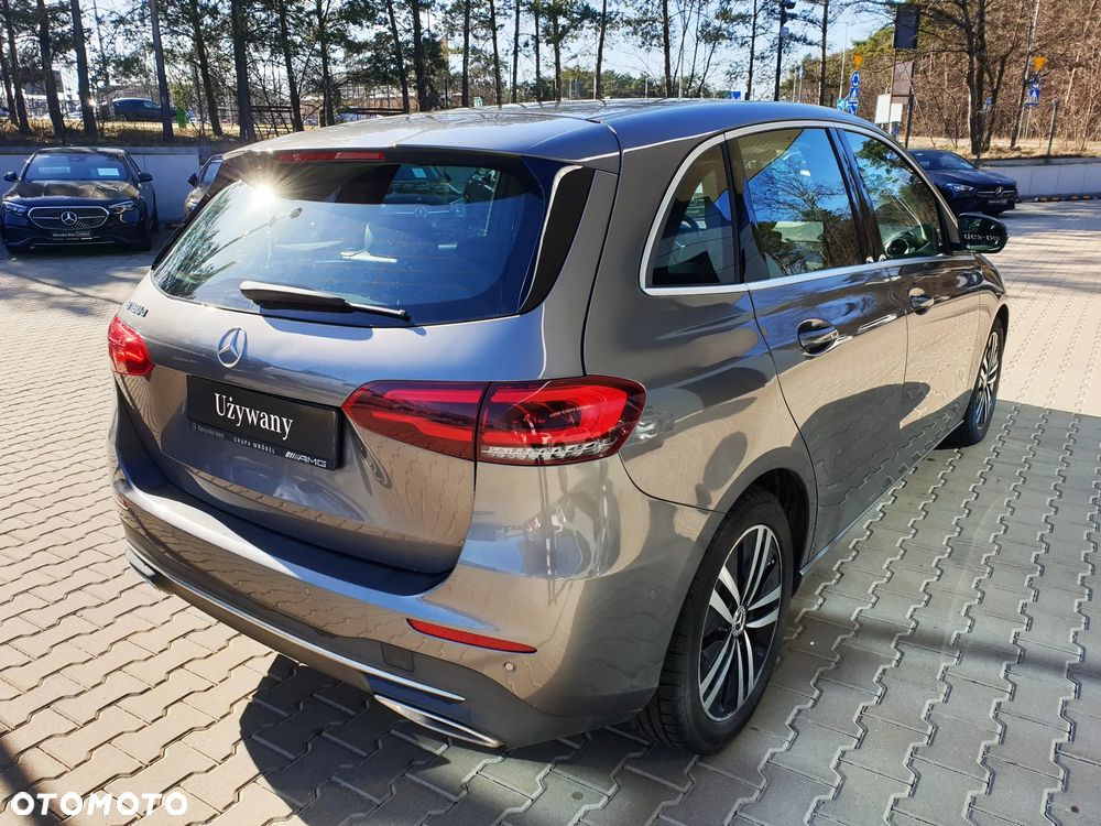 Mercedes-Benz Klasa B 180 d Progressive 8G-DCT - 8