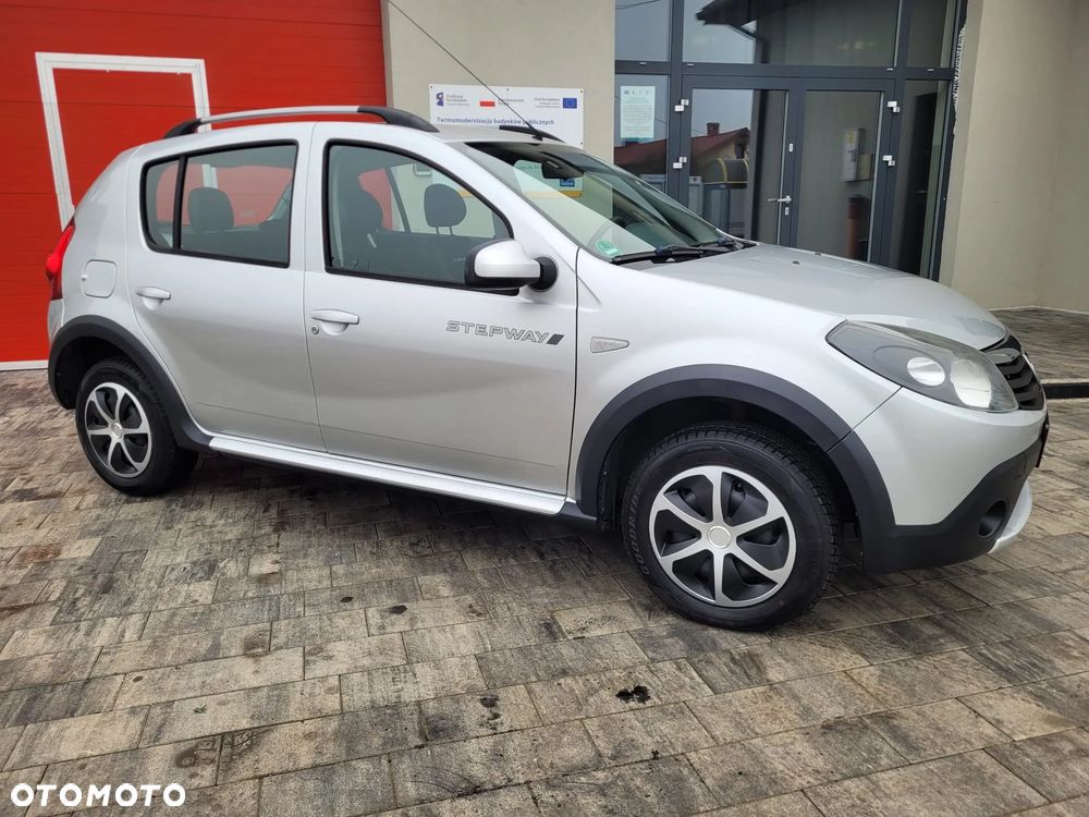Dacia Sandero Stepway2 1.6 - 21