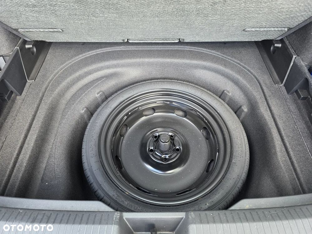 Volkswagen Golf 2.0 TDI Life - 29