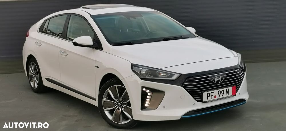 Hyundai IONIQ 1.6 GDI Premium - 3