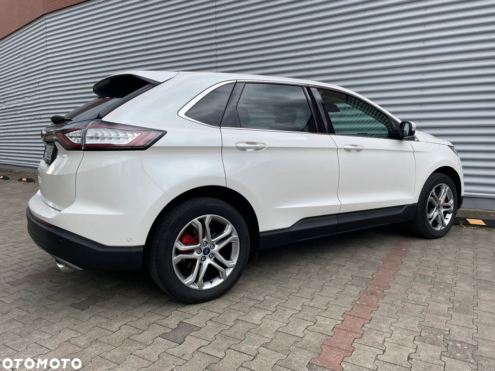 Ford Edge 2.0 TDCi Twin-Turbo 4WD Titanium - 16