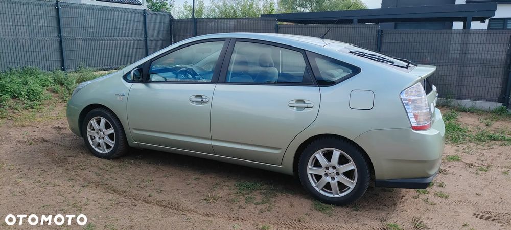 Toyota Prius - 11
