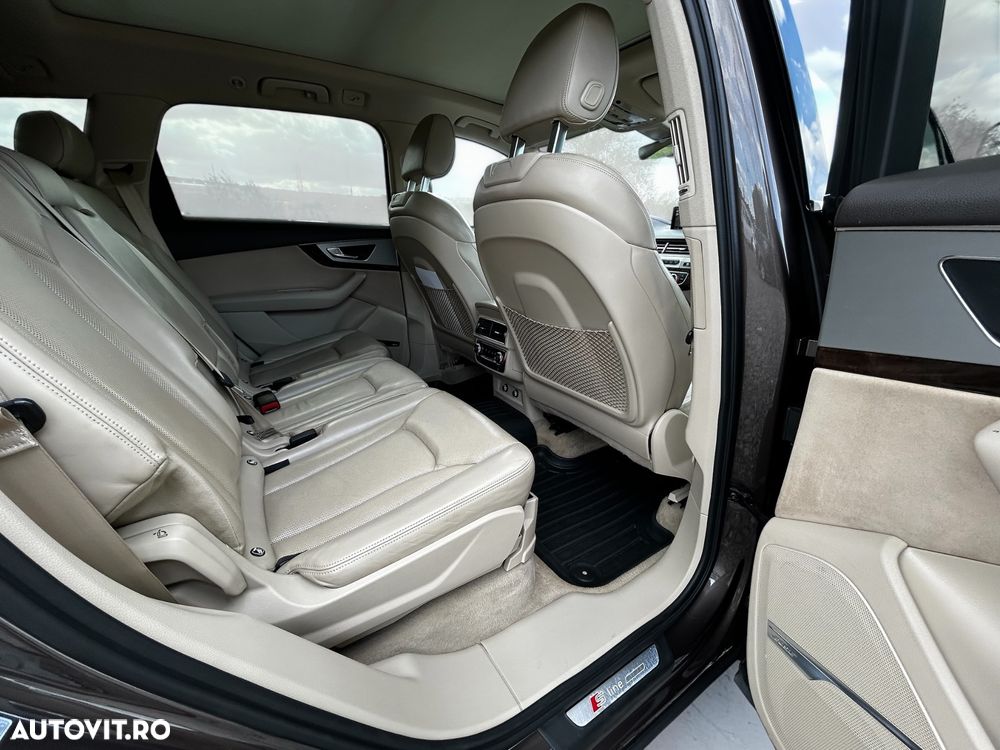 Audi Q7 - 16