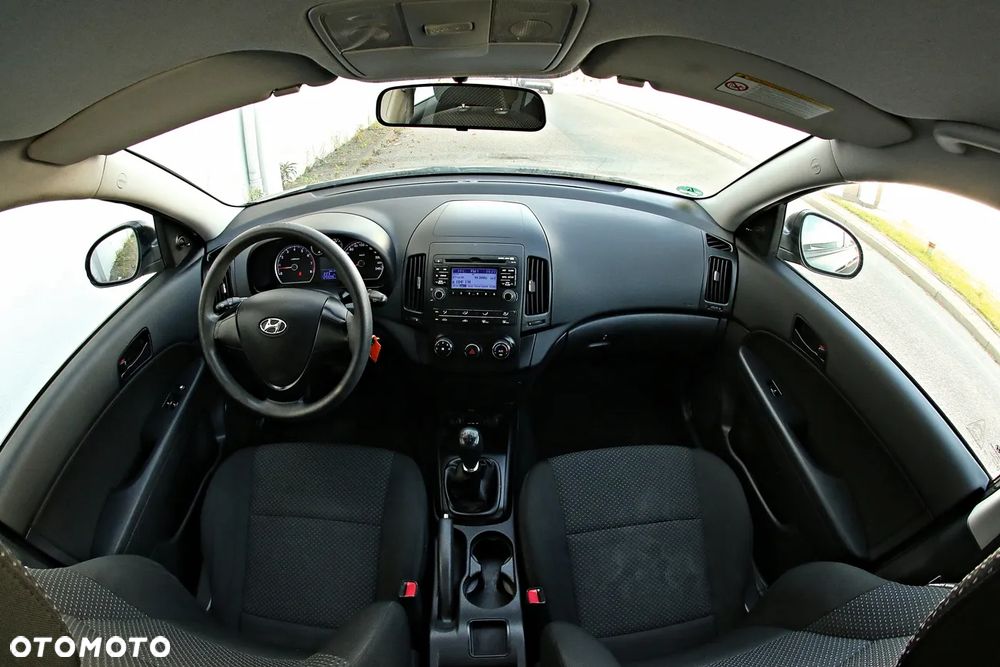 Hyundai i30 1.4 Base - 10