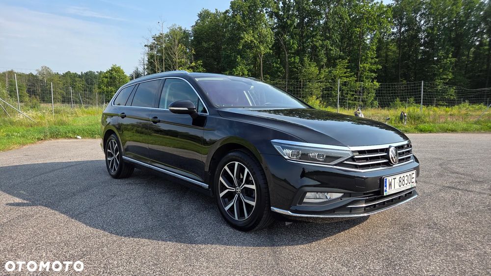 Volkswagen Passat - 12