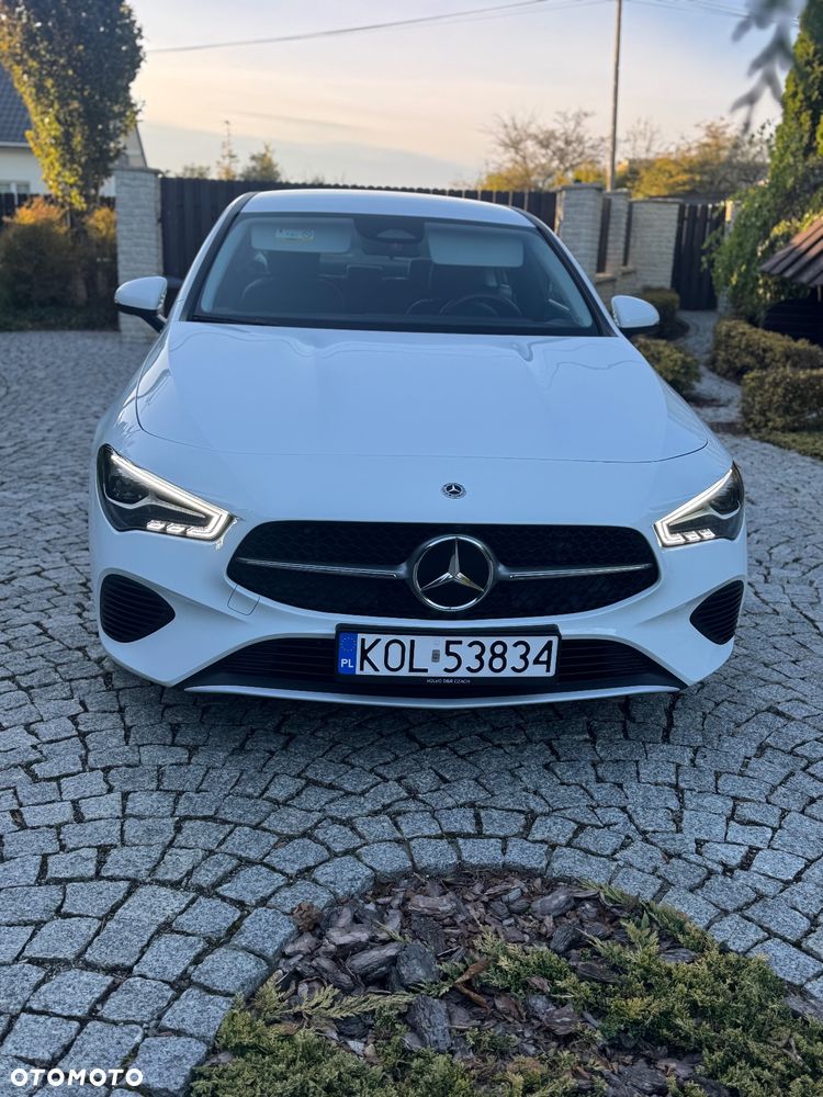 Mercedes-Benz CLA 200 7G-DCT - 9