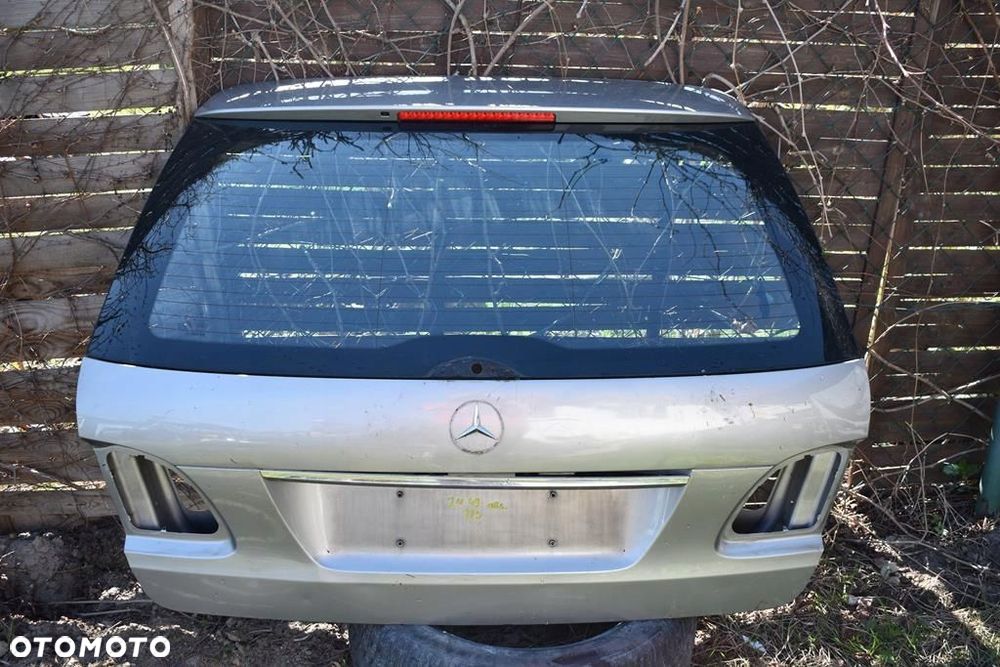 MERCEDES W211 Klapa Tylna Kombi 723 Niebieska Szyba - 1