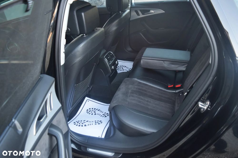 Audi A6 Avant 2.0 TDI Ultra S tronic - 35
