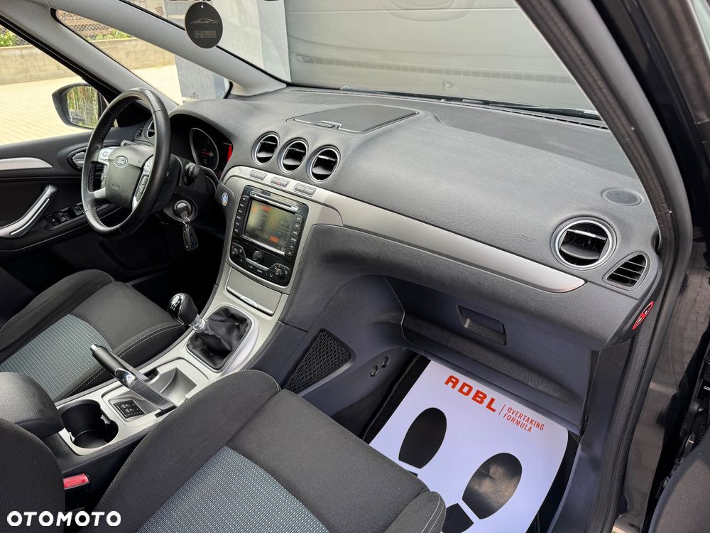 Ford S-Max 2.0 TDCi DPF Business Edition - 17