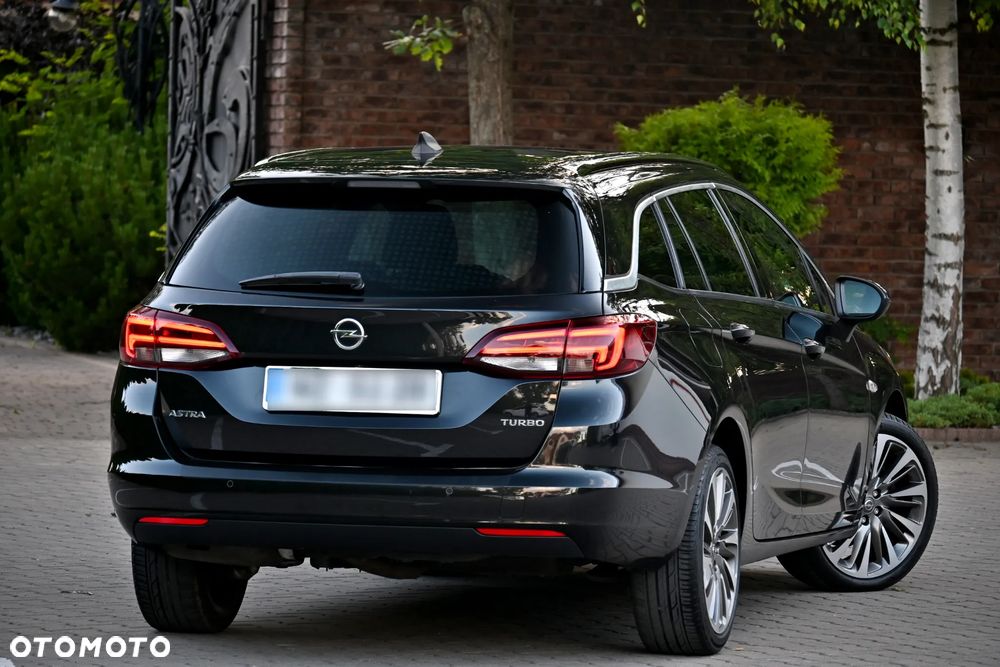 Opel Astra 1.4 T Dynamic S&S - 18