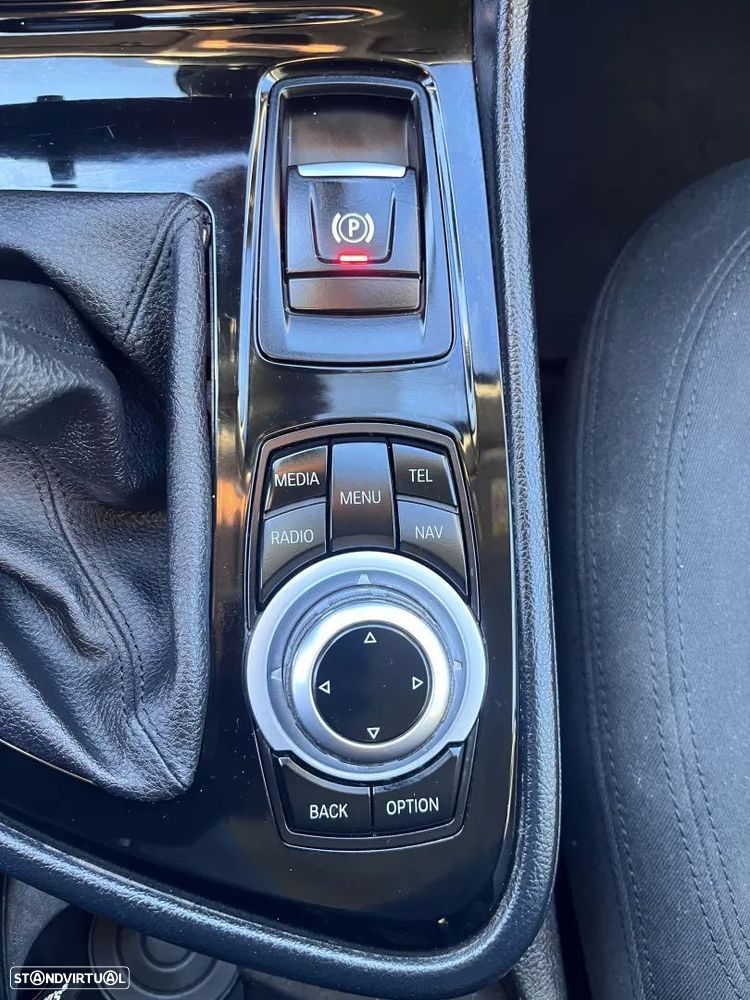 BMW 216 Gran Tourer d Line Sport - 30