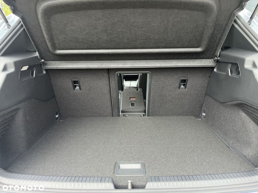 Volkswagen ID.3 Neo 50kWh Style - 23