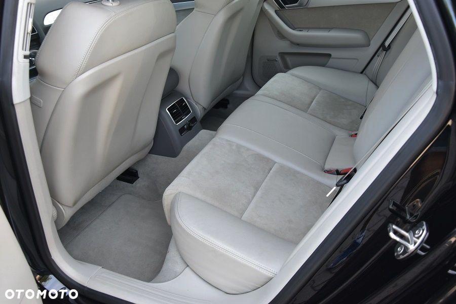 Audi A6 Limousine 3.0 TDI DPF quattro tiptronic - 13