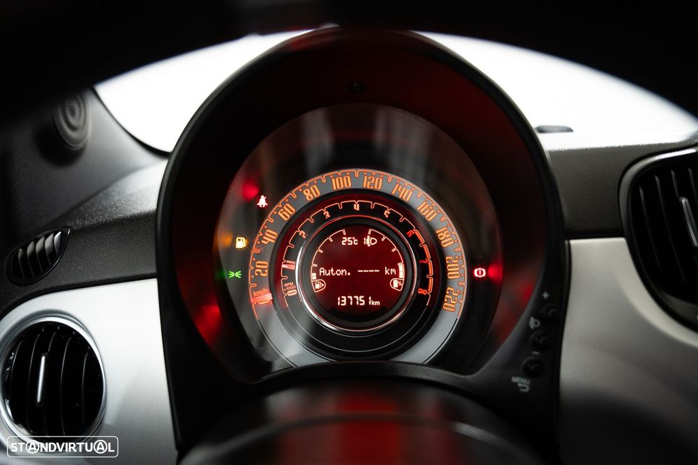 Fiat 500 1.0 Hybrid Connect - 23