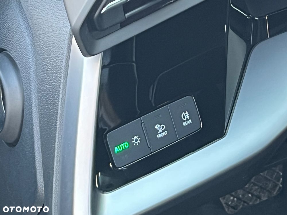 Audi A3 Limousine 30 TFSI mHEV S tronic - 35