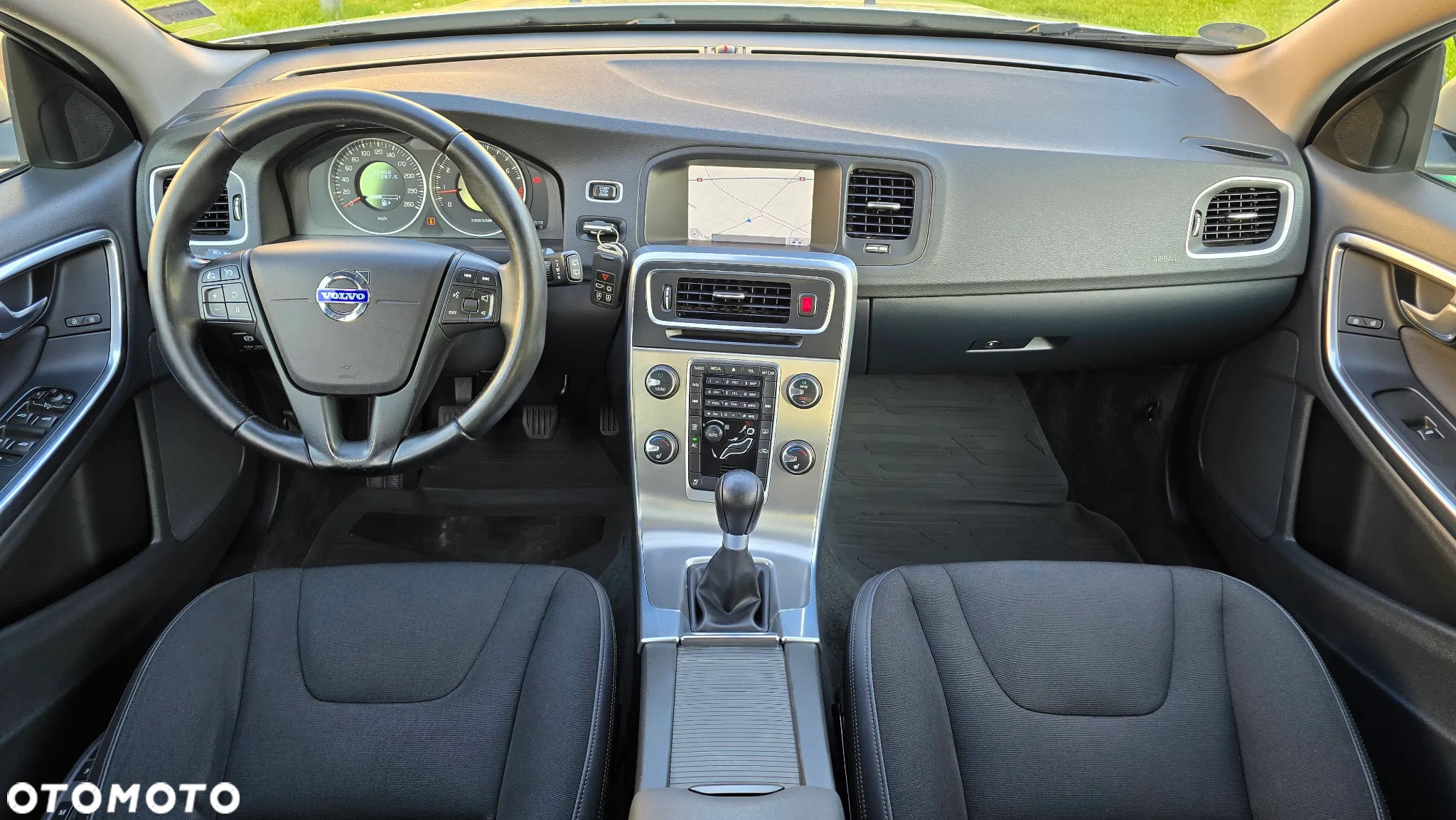 Volvo V60 - 13