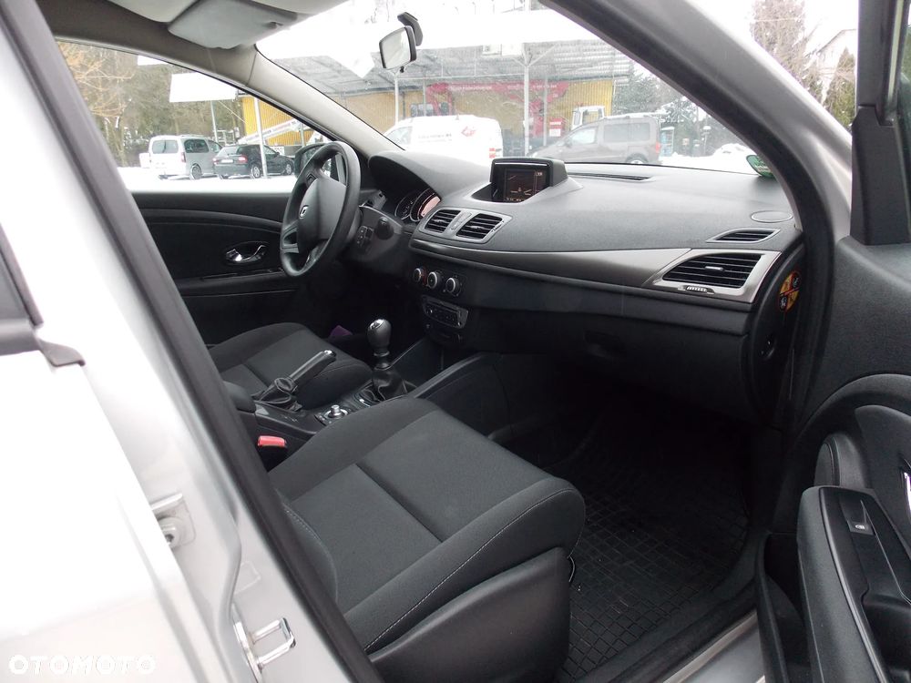 Renault Megane ENERGY TCe 115 Start & Stop Bose Edition - 23