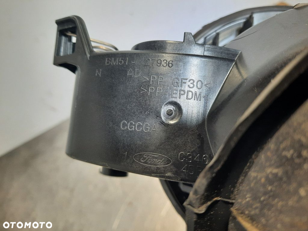 FORD FOCUS KLAPKA WLEWU PALIWA BM51-27936 0F - 4