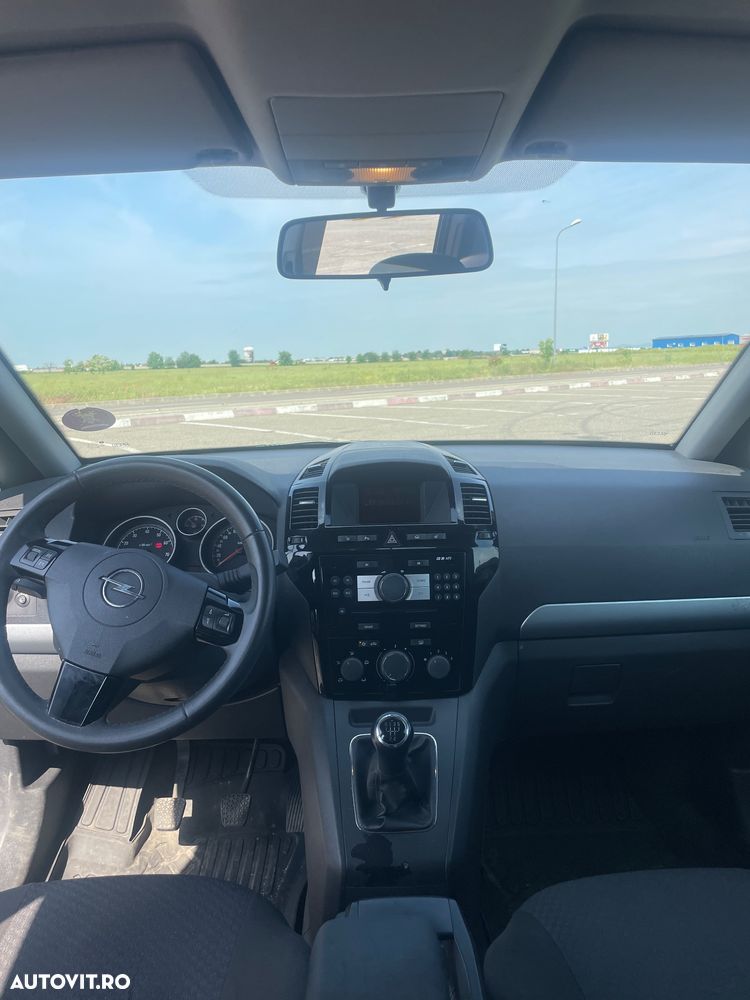 Opel Zafira 1.8 Design Edition - 7