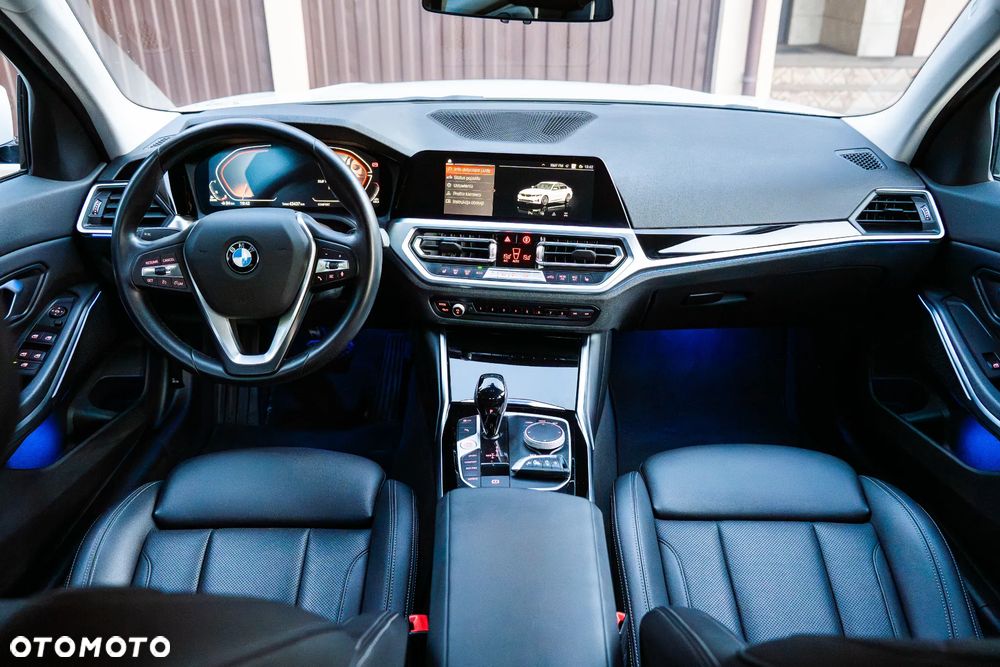 BMW Seria 3 318d MHEV Sport Line - 7