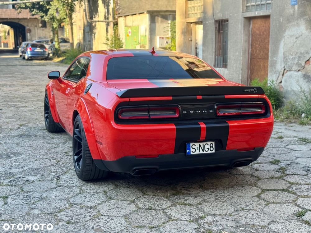Dodge Challenger 6.2 Hellcat Widebody - 9