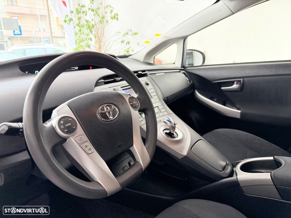 Toyota Prius 1.8 Exclusive - 20
