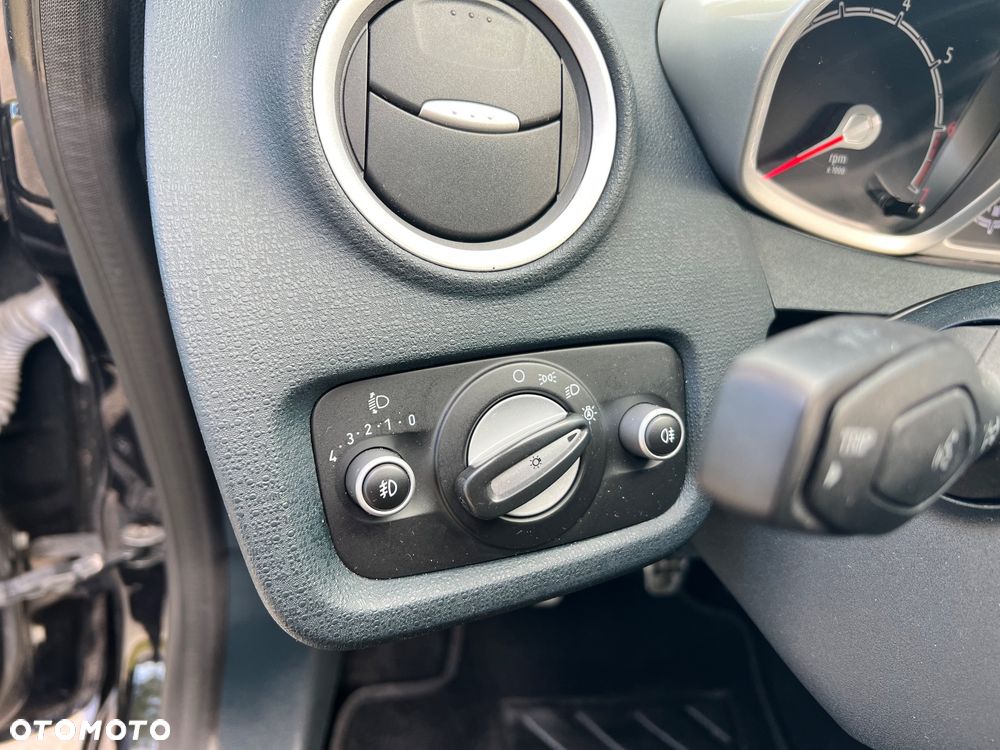 Ford Fiesta - 18
