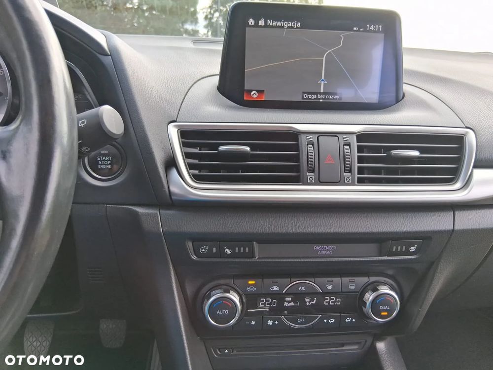 Mazda 3 - 10