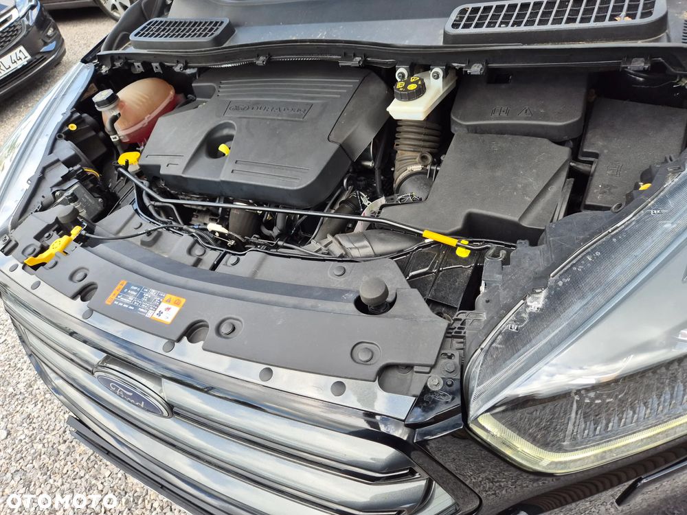 Ford Kuga 2.0 TDCi 4x4 ST-Line - 41