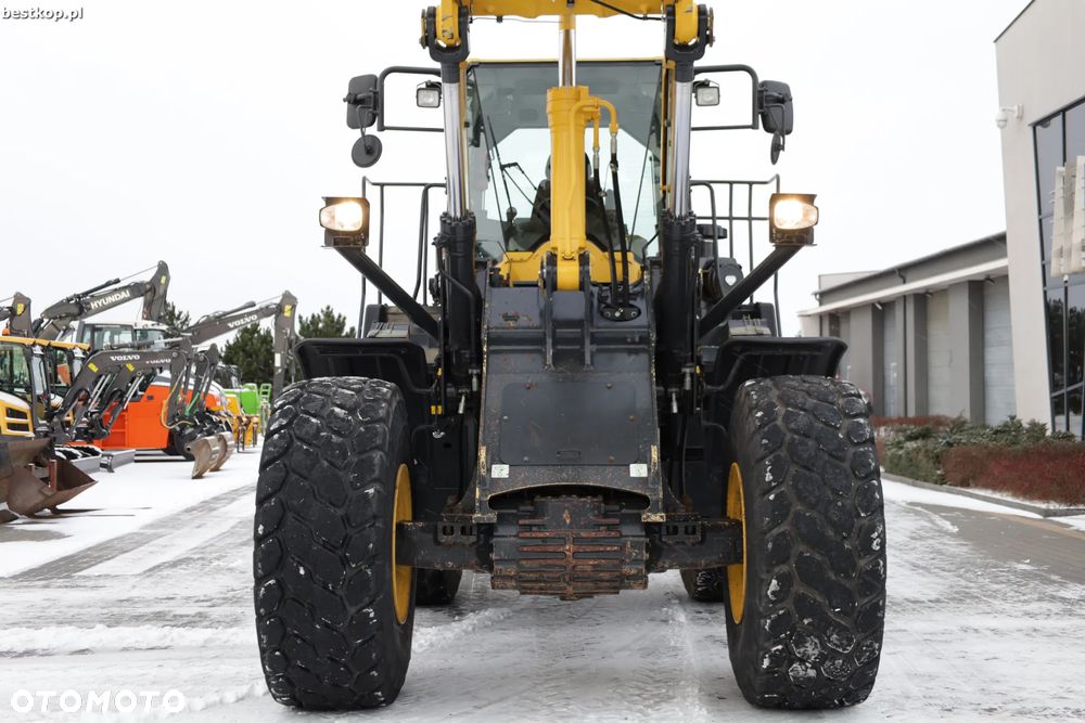 Komatsu WA380-8 - 20