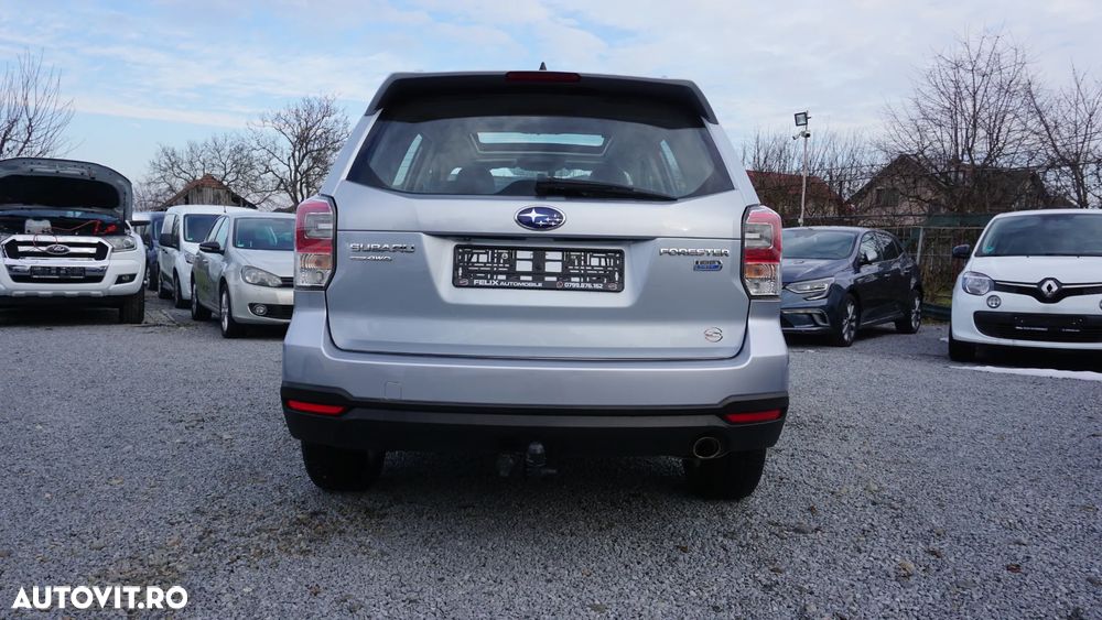 Subaru Forester 2.0D CVT Exclusive - 4
