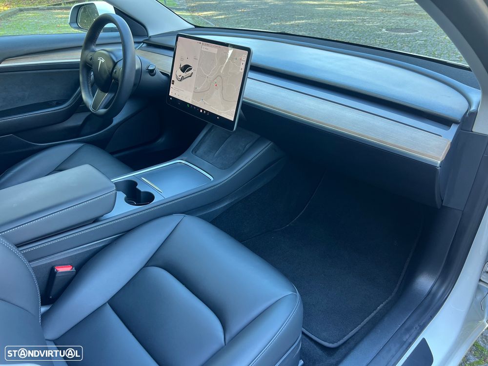 Tesla Model 3 Long Range RWD - 9