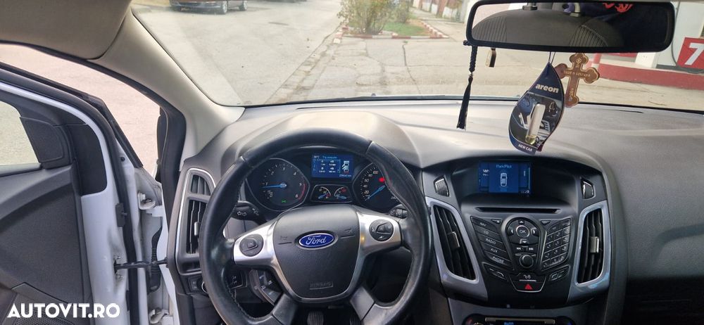 Ford Focus 1.6 TDCI DPF Titanium - 5