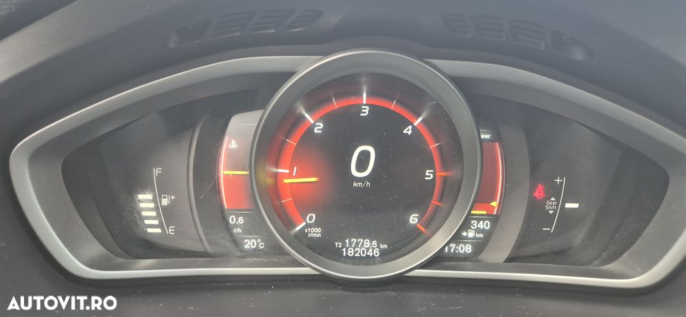 Volvo V40 - 19
