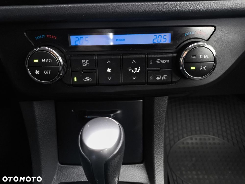 Toyota Corolla 1.6 Premium MS - 23