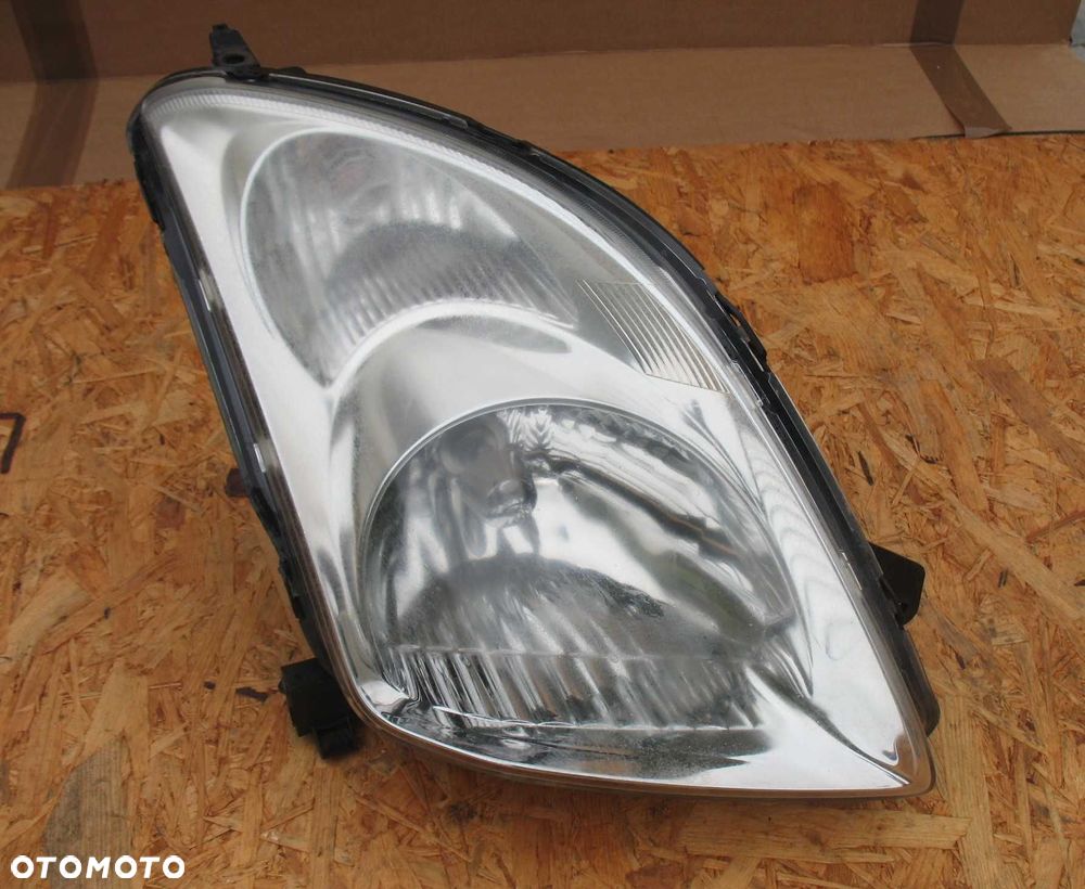 Suzuki Swift IV 4 lampa Prawa przód oryginał UE 04-08r - 5