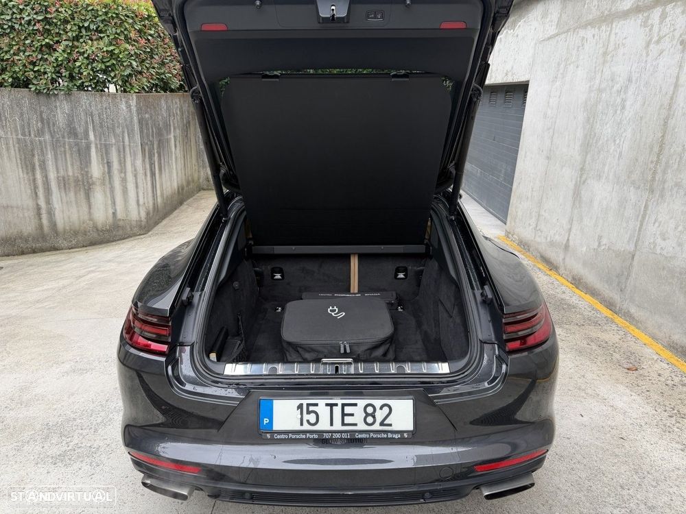 Porsche Panamera 4 E-Hybrid Platinum Edition - 15