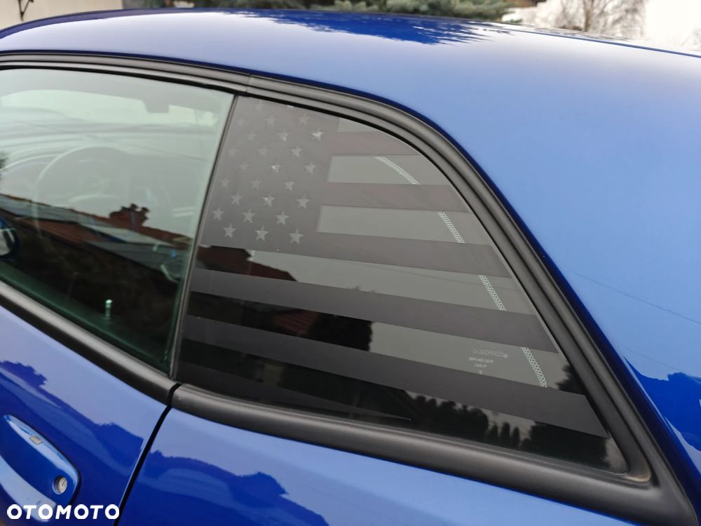 Dodge Challenger - 10